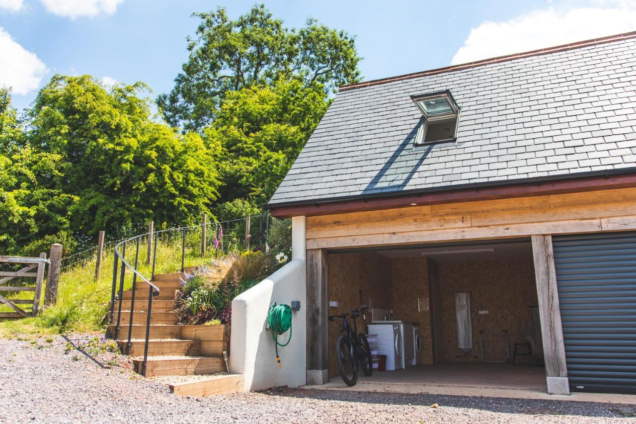 The Roost - A Bird'S Eye View In The Countryside Lägenhet Cullompton Exteriör bild