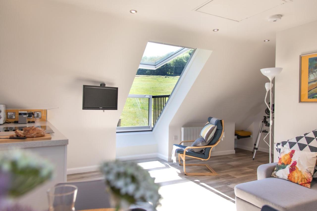 The Roost - A Bird'S Eye View In The Countryside Lägenhet Cullompton Exteriör bild