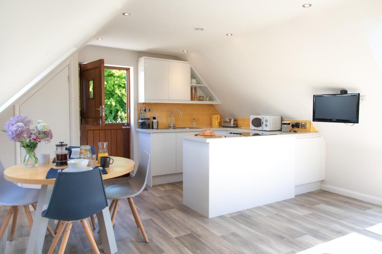 The Roost - A Bird'S Eye View In The Countryside Lägenhet Cullompton Exteriör bild
